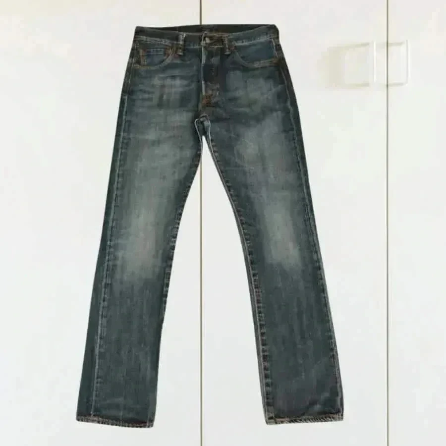 LEVIS 501 - corte reto - cintura alta - 100% algodão - azul escuro - muito bom estado – photo 9